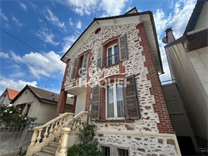 maison-villa à la vente -   93190  LIVRY-GARGAN, surface 126,56 m2 vente maison-villa - APR741699